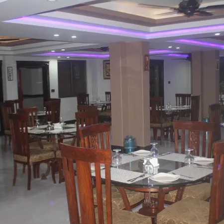 Khan Continental Hotel & Restaurant