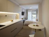 Golden Luxury Suites - Balkon