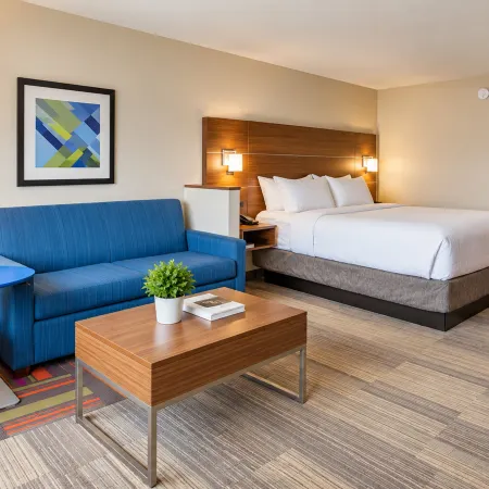 Holiday Inn Express & Suites BOISE AIRPORT by IHG