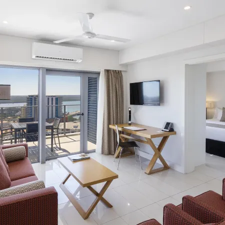 Oaks Darwin Elan Hotel