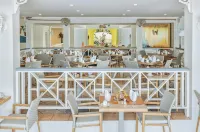 Bay Gardens Hotel - Parking