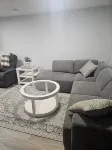 Guest Suite in South West Calgary - Bungalows
