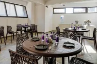 Hotel O Golden Leaf - 2-Star