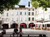 Les Arcades
