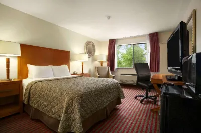 COLONY INN