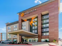 La Quinta Inn & Suites by Wyndham Oklahoma City Airport Hotels near OKC Fair Park