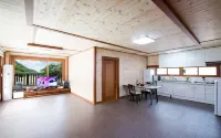 Asan Sanarem Pension Hotels in Asan