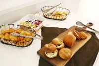 H Avenue Hotel Idae Sinchon - breakfast