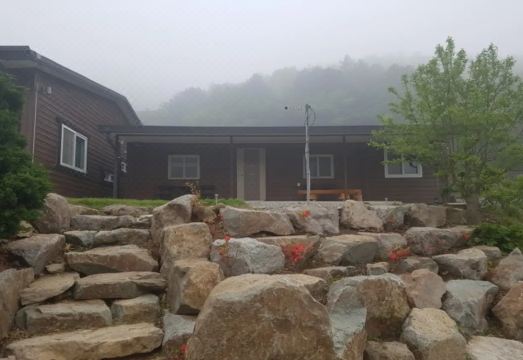 브라운 게스트 하우스