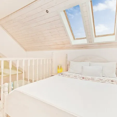 Chuncheon (Nami Island) Sernitity Pension (Private House, Spa, Couple)