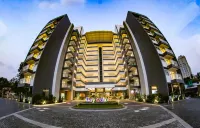 Kent Baywatch Suites Hotels near KUFOS