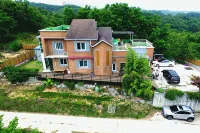 Starrynights Hotels in 