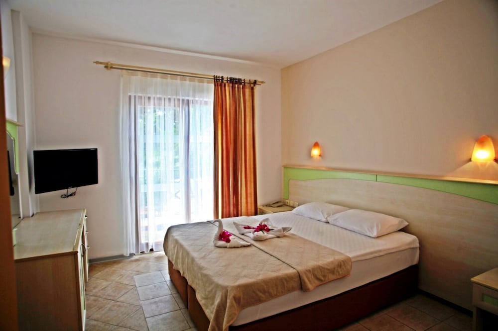 Serpina Hotel