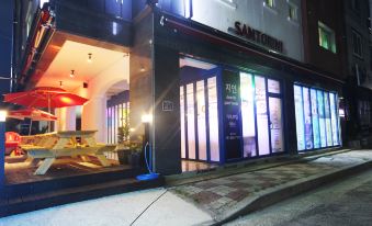 Jiin Hostel & Guesthouse - Housity