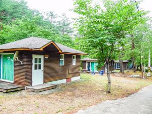 Yangyang Forest House