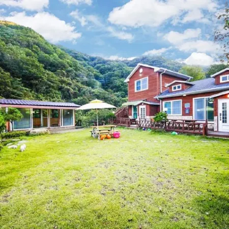 Gwangyang Four Seasons Story Pension