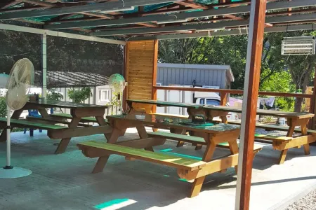 Ulleungdo Yuna Nongwon Pension Отели в г. Уллын