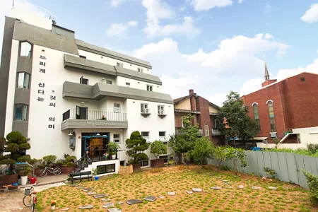 Suncheon Guesthouse Nreem Отели в г. Сунчхон