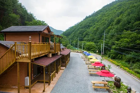 Jeongseon Firefly Red Clay Pension
