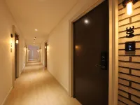 โรงแรม Cheonan Brown Dot สถานี Cheonan โรงแรมในชอนัน-ชี