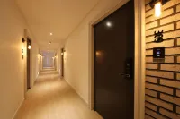 Cheonan Brown Dot Hotel Cheonan Station Hotels in Cheonan-si