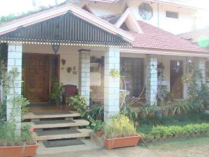 Jagale Homestay | Rooms & Restaurant