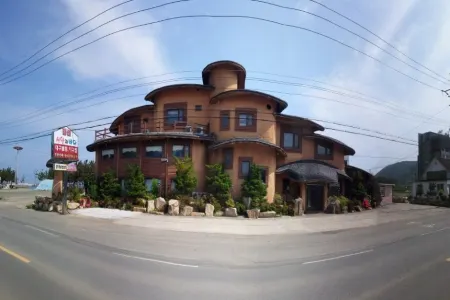 Gyeongju Siingwa Bada Pension