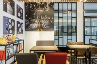Noble Hotel