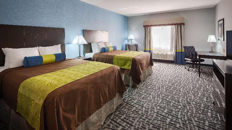 Best Western Plus Lonestar Inn & Suites