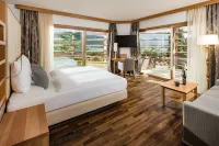 Lake Spa Hotel SEELEITEN Hotel di South Tyrol