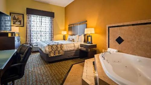 Best Western Plus Bradenton Gateway Hotel