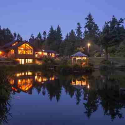 A Hidden Haven Cottages Hotel Exterior