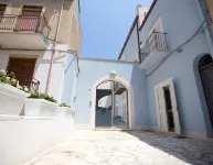 B&B Kolors Hotels near Camping Ciauli