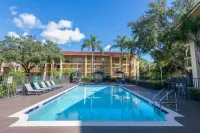 La Quinta East Deerfield Beach - Boca Raton - Swimmingpools