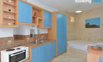 Windmill Villas - Housity