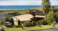 Beachfront Apartments Hotel di Narooma