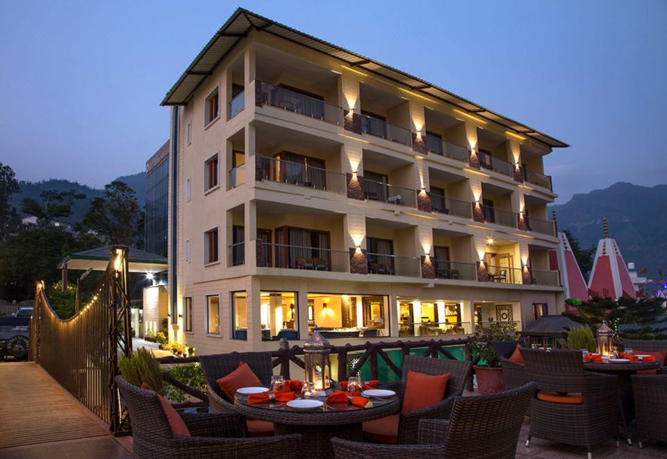 hotel overview picture