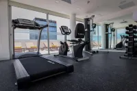 Dazzler by Wyndham Lima San Isidro - ที่มีฟิตเนส
