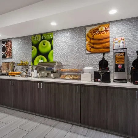 La Quinta Inn & Suites by Wyndham Effingham