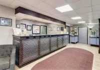 凱藝飯店-莫斯波因特帕斯卡古拉