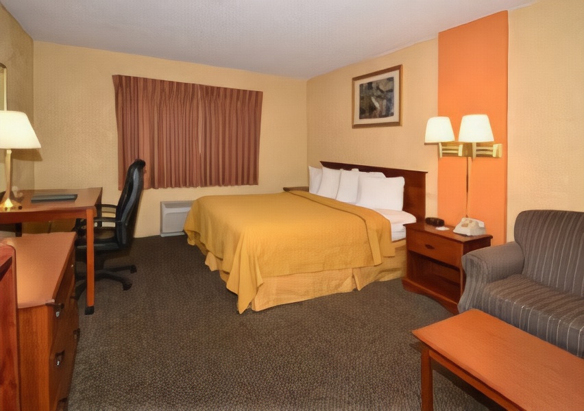 Quality Inn and Suites Goodyear