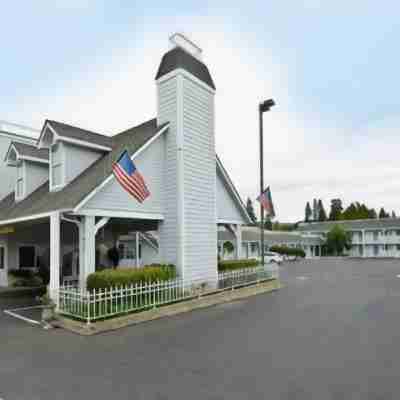 Quality Inn Central Roseburg Hotel Exterior