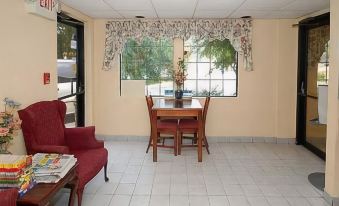 Econo Lodge Jonesboro