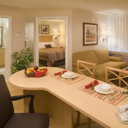 Holiday Inn Express & Suites ENGLEWOOD - DENVER SOUTH by IHG