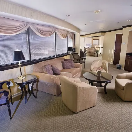 Crowne Plaza EDISON by IHG