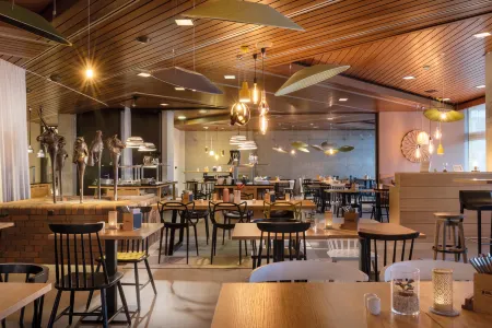 Seminaris Hotel Lüneburg Отели рядом с достопримечательностью «University of Lüneburg»