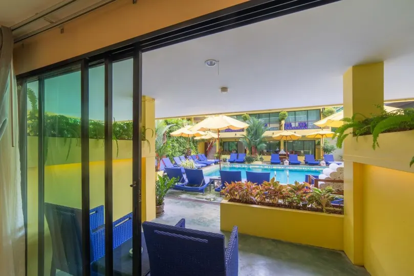 CC 하이드어웨이