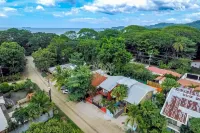 Nicely Priced Duplex in Surfside with Private Pool and AC in Every Room