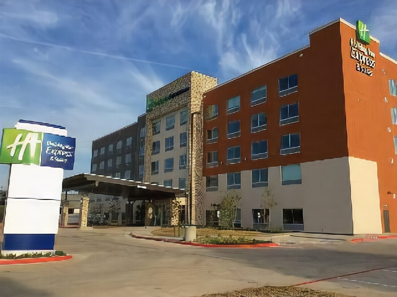 "Holiday Inn Express & Suites Dallas NW Hwy - Love Field, an Ihg Hotel"