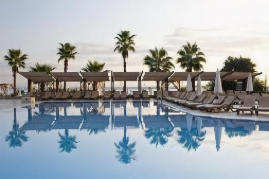 Crystal Flora Beach Resort – All Inclusive